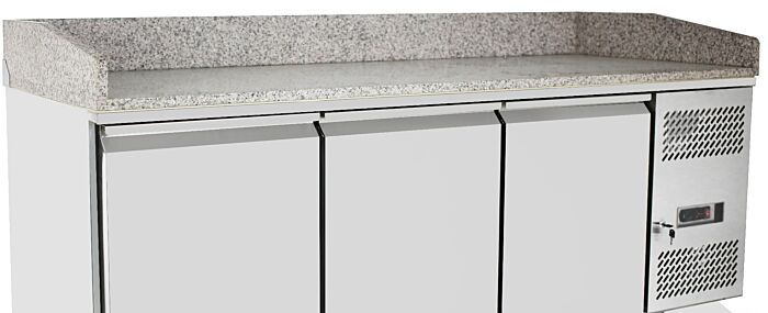 3 DOOR PIZZA TABLE FRIDGE 2010 MM EPF3485