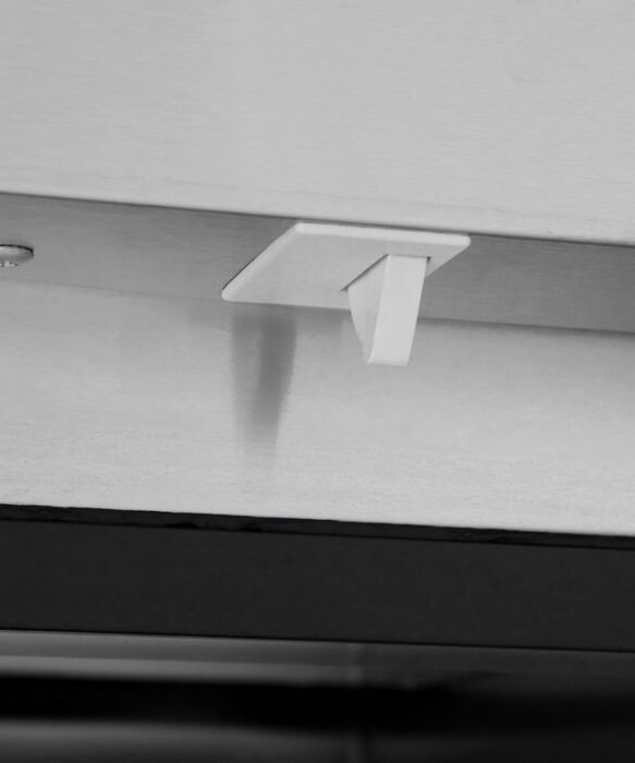 TOP MOUNTED 3 DOOR FREEZER 1976 MM MBF8003