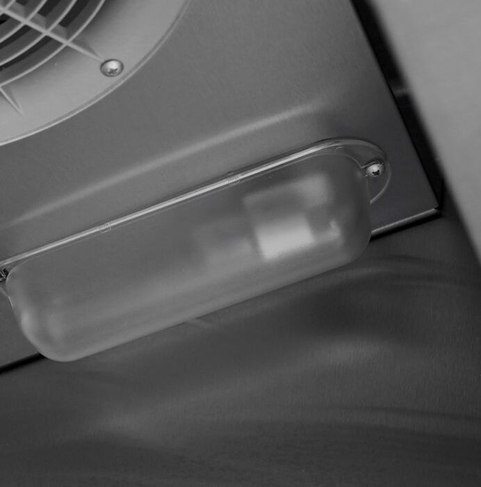 TOP MOUNTED 1 DOOR FREEZER 730 MM MBF8001