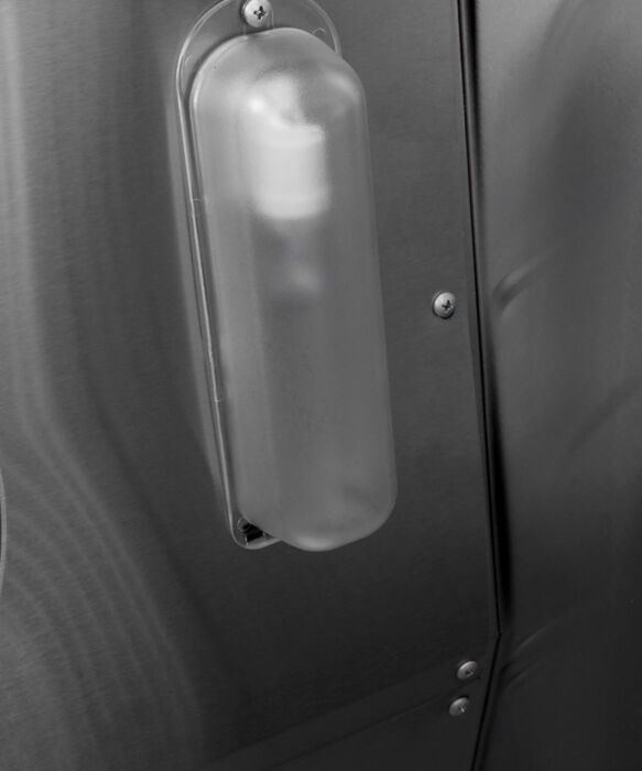 TOP MOUNTED 3 DOOR FREEZER 1976 MM MBF8003